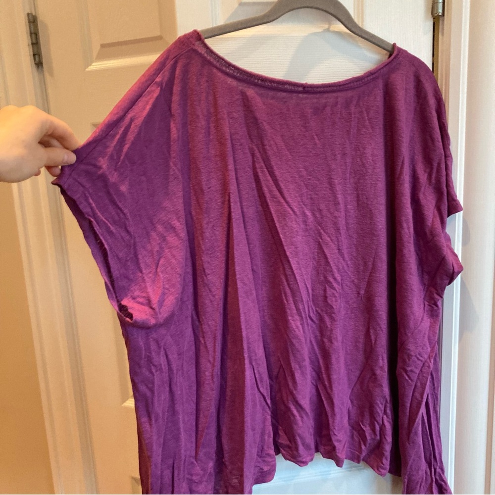 100% linen Eileen Fisher drapey tee - Picture 4 of 5